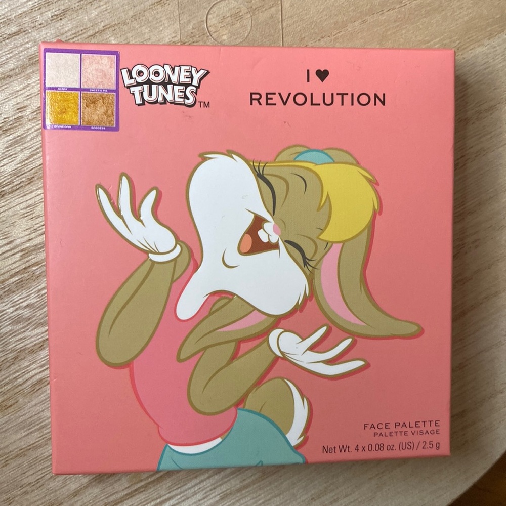 Lola Bunny Highlighter Palette